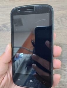 Celular CX Phone 402E - 4" - Ideal Básico