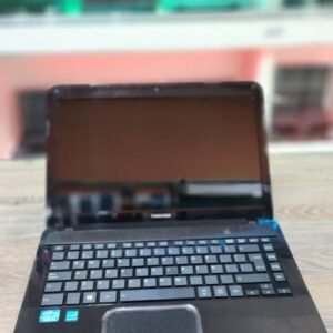 Notebook Toshiba L845 - 14" - Core i3 - SSD